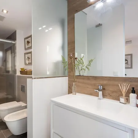 Apartment Chezmoihomes Luxury Plaza Nueva Penthouse